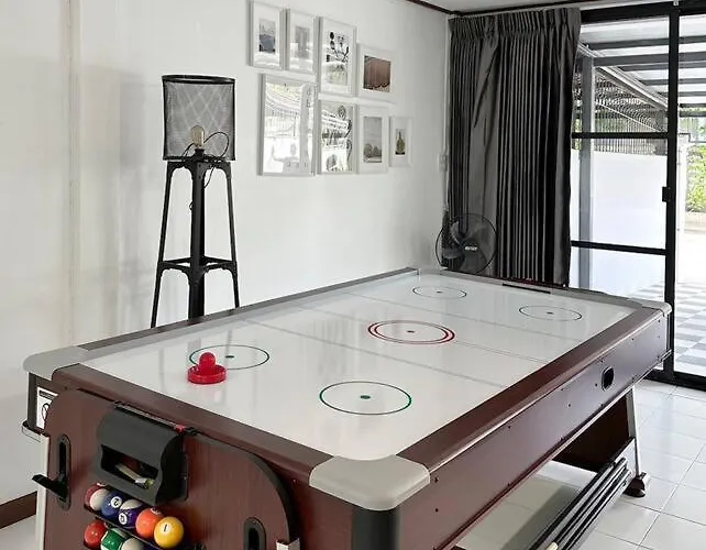 Miq Hk16 - 3br Huai Khwang Mrt With Pool Table Near Jodd Fair Villa
