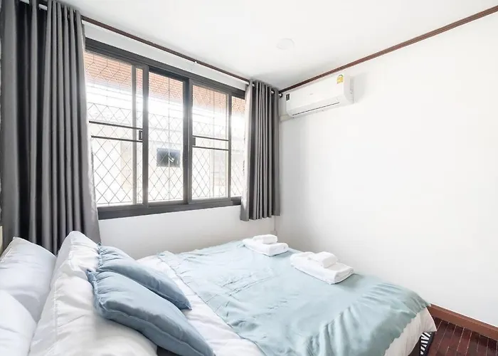 Miq Hk16 - 3br Huai Khwang Mrt With Pool Table Near Jodd Fair