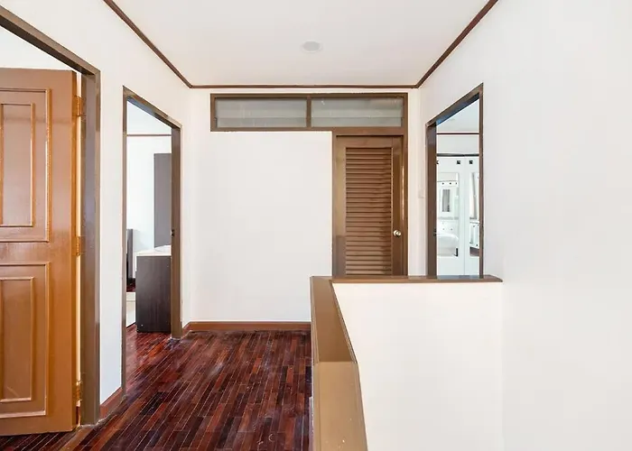 Miq Hk16 - 3br Huai Khwang Mrt With Pool Table Near Jodd Fair Villa