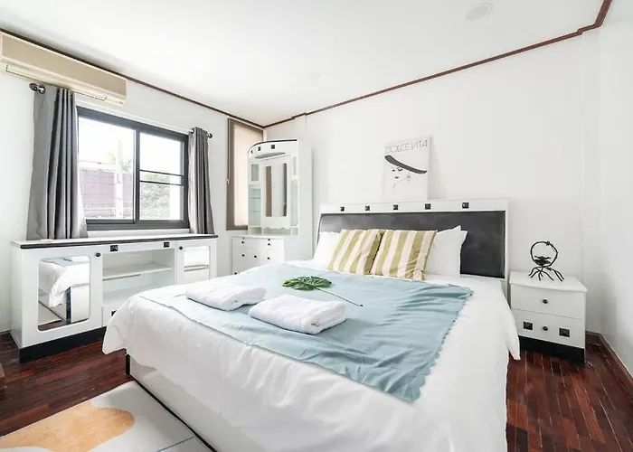 Miq Hk16 - 3br Huai Khwang Mrt With Pool Table Near Jodd Fair * Bangkok