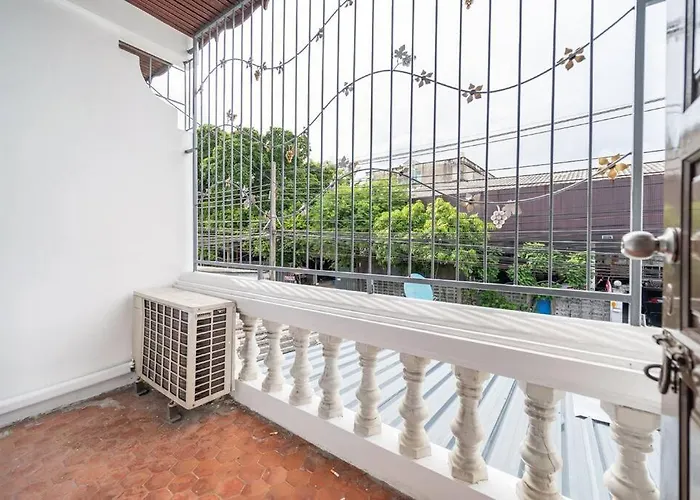 Villa Miq Hk16 - 3br Huai Khwang Mrt With Pool Table Near Jodd Fair *