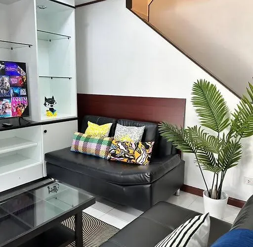 Miq Hk16 - 3br Huai Khwang Mrt With Pool Table Near Jodd Fair * Bangkok