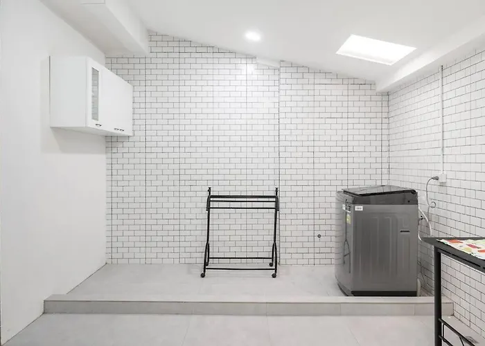 Miq Hk16 - 3br Huai Khwang Mrt With Pool Table Near Jodd Fair Villa *