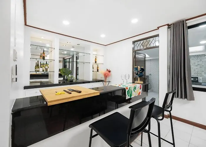 Miq Hk16 - 3br Huai Khwang Mrt With Pool Table Near Jodd Fair * Bangkok