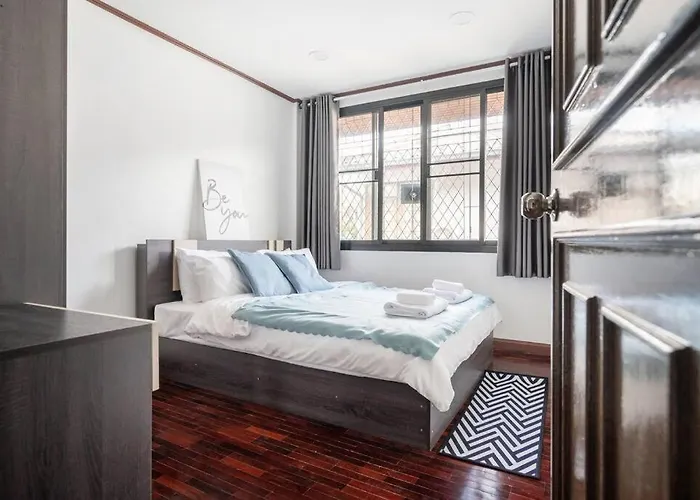 Miq Hk16 - 3br Huai Khwang Mrt With Pool Table Near Jodd Fair Villa Bangkok