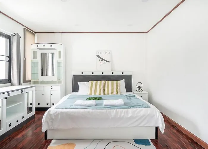 Miq Hk16 - 3br Huai Khwang Mrt With Pool Table Near Jodd Fair