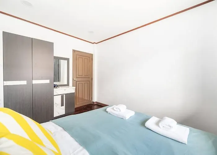 Villa Miq Hk16 - 3br Huai Khwang Mrt With Pool Table Near Jodd Fair